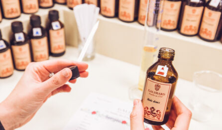 Atelier de haute parfumerie : création de parfum sur mesure à Grasse Galimard