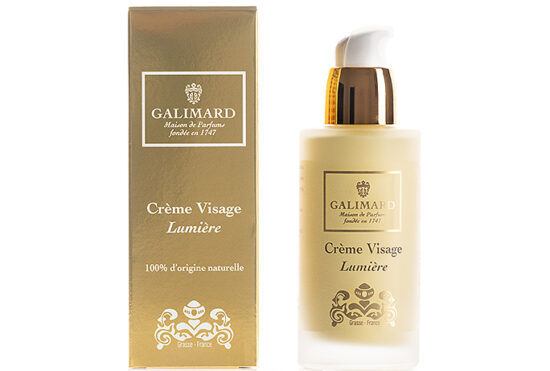 Crème pour le visage de la gamme "Lumière" de la parfumerie grassoise Galimard