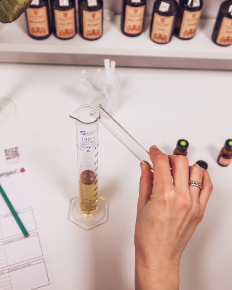 Création de parfum au sein du Studio des Fragrances Galimard